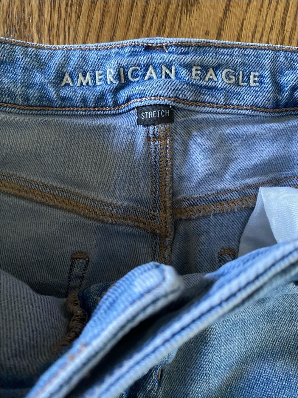 AMERICAN EAGLE Ripped Mom Jeans - Picture 3 of 6